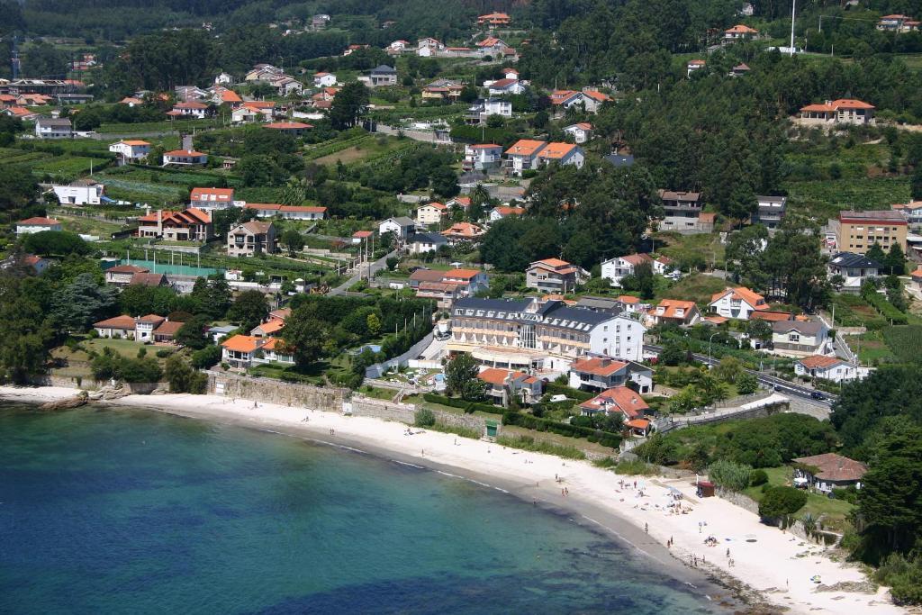 Hotel Spa Nanin Playa Sanxenxo Exterior foto